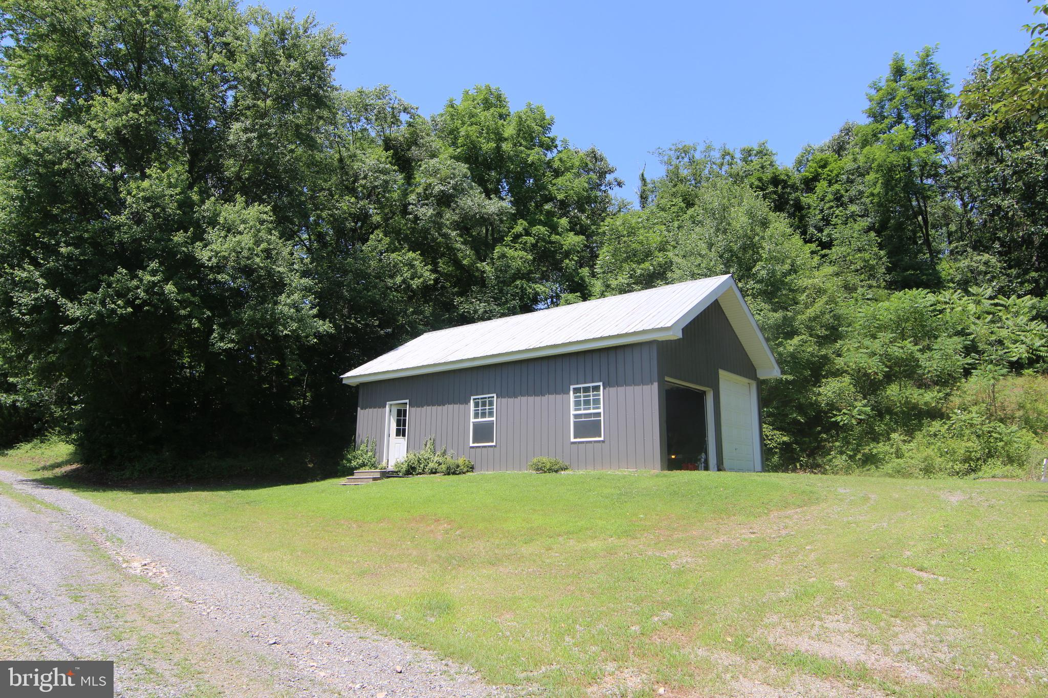 246 Enders Road Halifax, PA 17032 - Photo 3 of 93