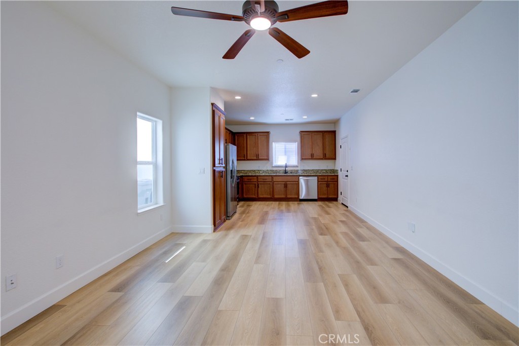 5046 Palisade Avenue Merced, CA 95348 - Photo 6 of 43 Living Room 2