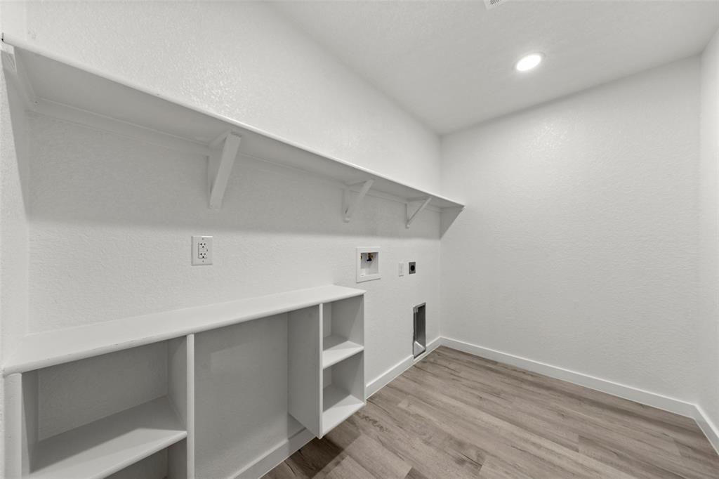 2509 Stewart Drive Waco, TX 76708 - Photo 14 of 17