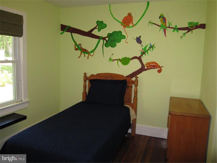 1139 Rittenhouse Road Audubon, PA 19403 - Photo 11 of 15 Bedroom