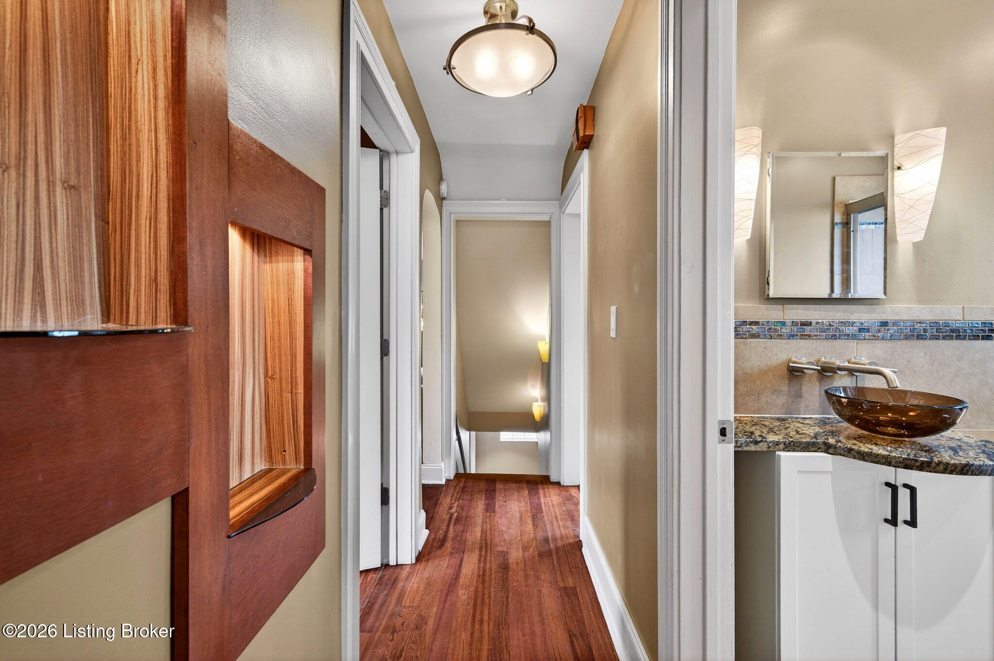 3101 Bobolink Road Louisville, KY 40213 - Photo 23 of 57 A beautiful light fixtures brightens up the hallway