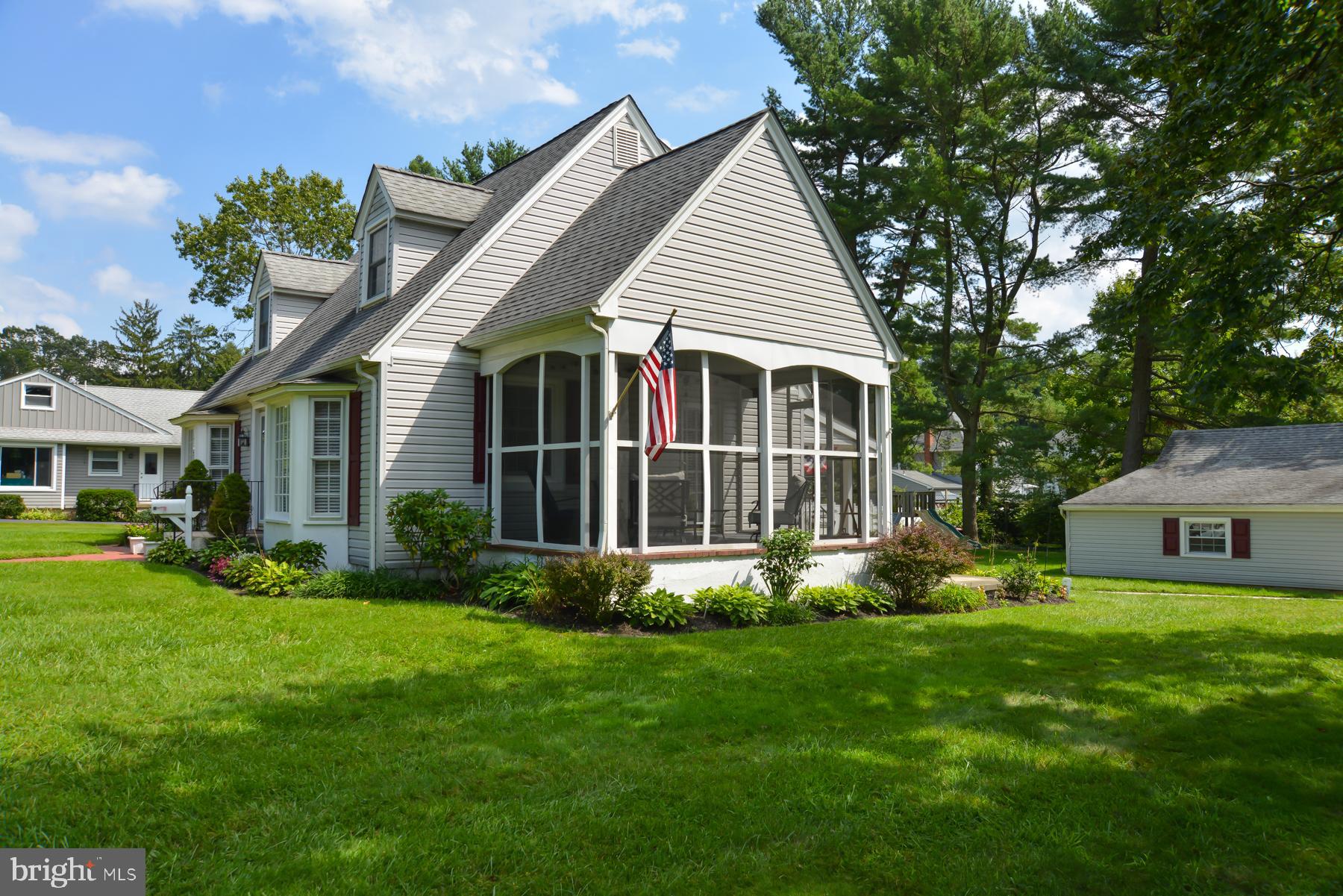 101 Colonial Avenue Pitman, NJ 08071 - Photo 4 of 23 Gallery Image 4