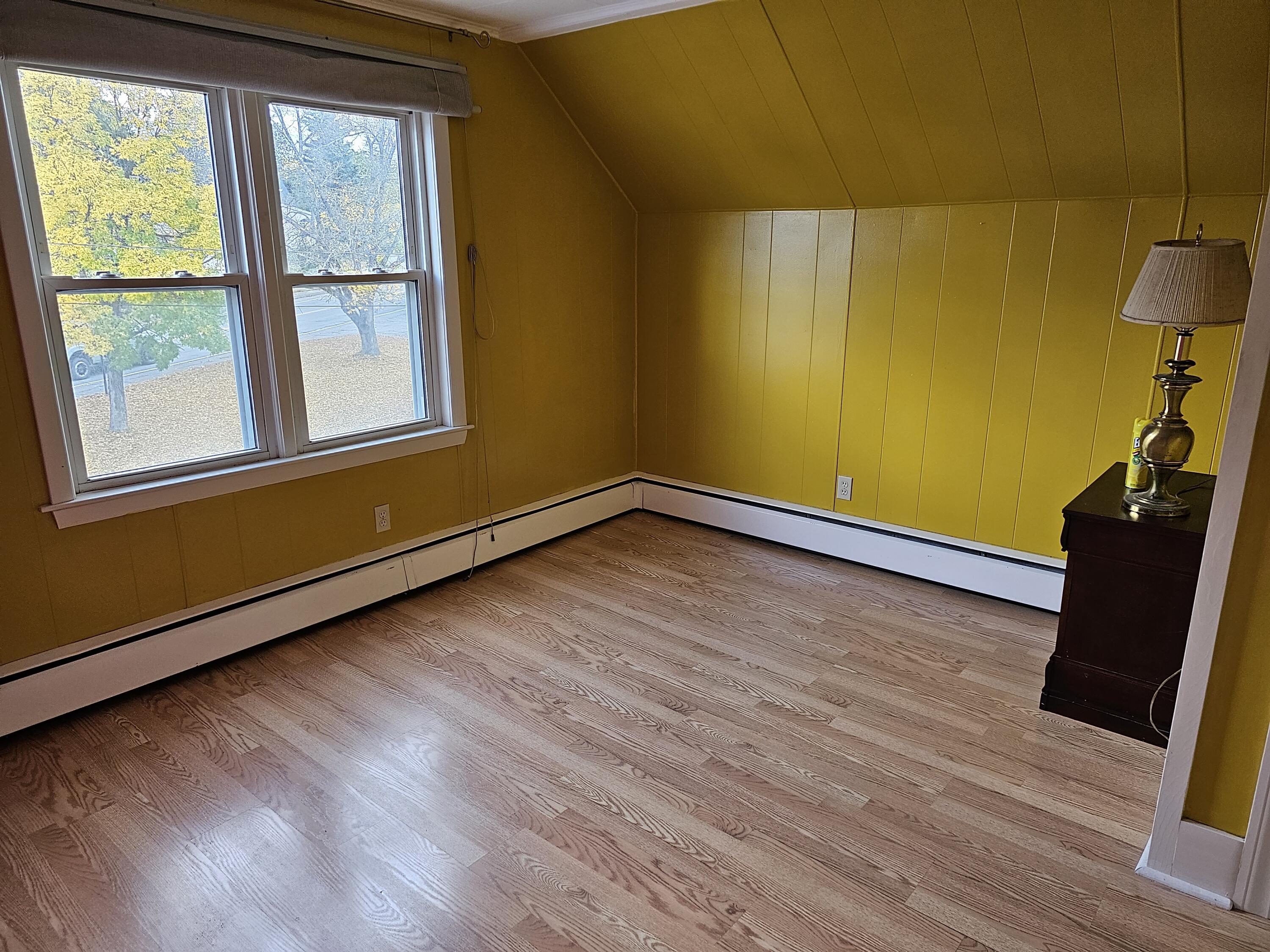 86 Bates Street Millinocket, ME 04462 - Photo 21 of 26 20231009_115429