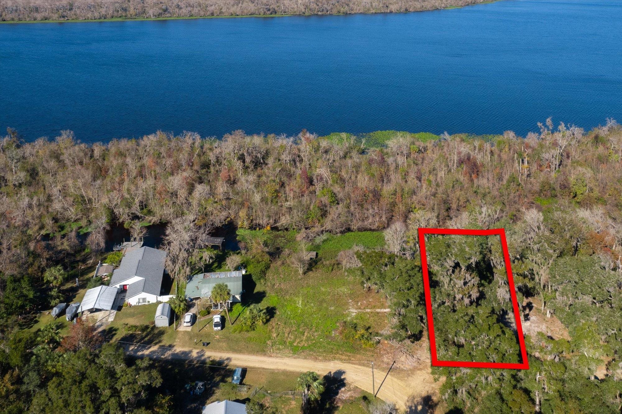 114 Ridgeline Avenue Satsuma, FL 32189 - Photo 10 of 14 a view of a area