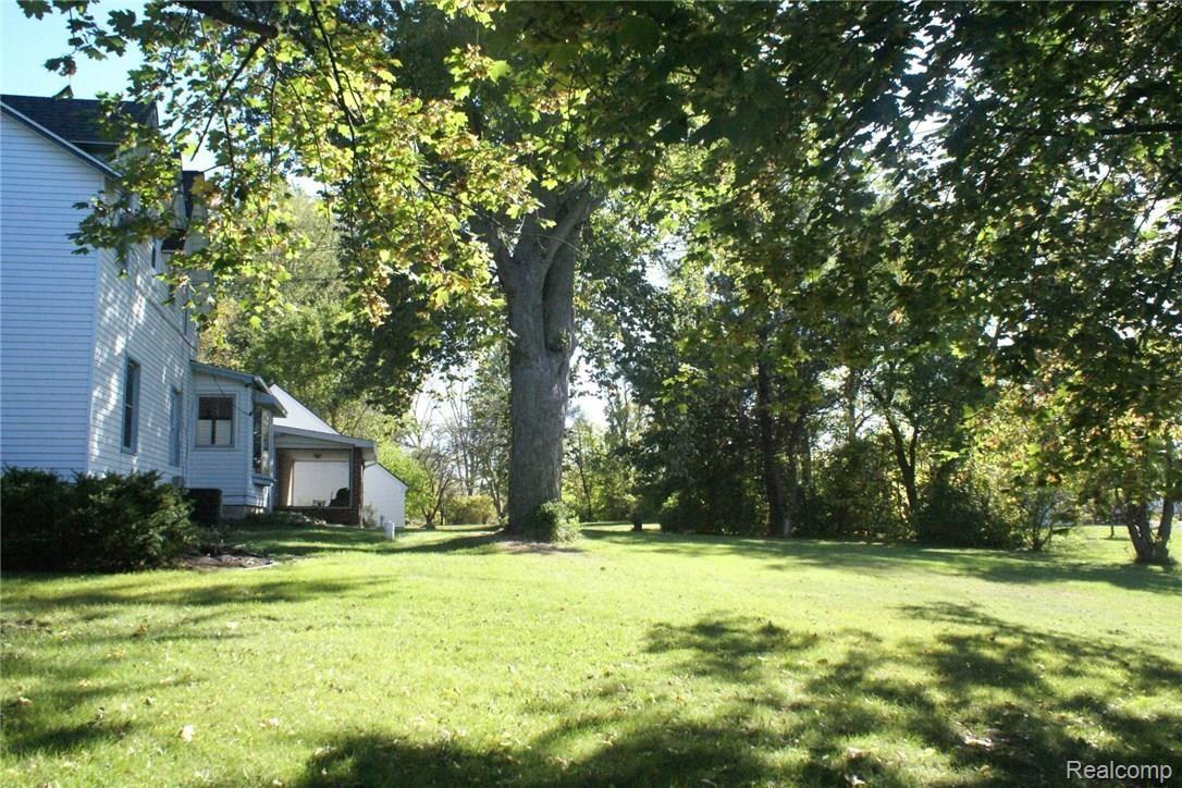 27659 Arsenal Road Flat Rock, MI 48134 - Photo 18 of 31 DSC01277.JPG