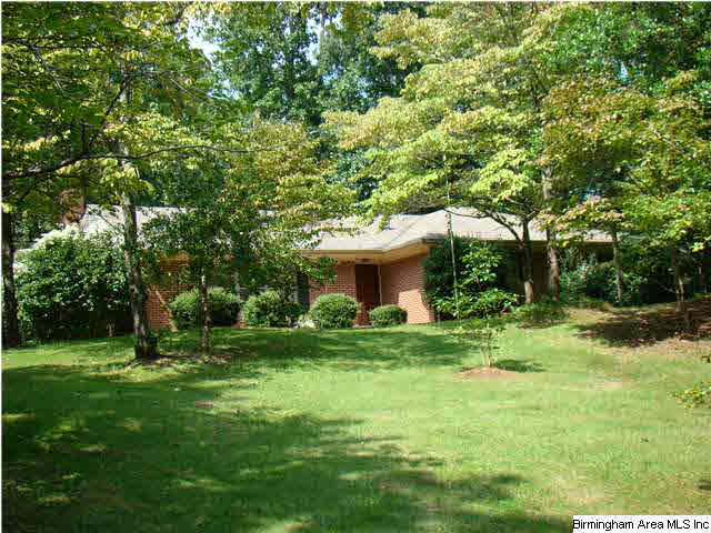 195 Pineview Road Sylacauga, AL 35150 - Photo 1 of 23
