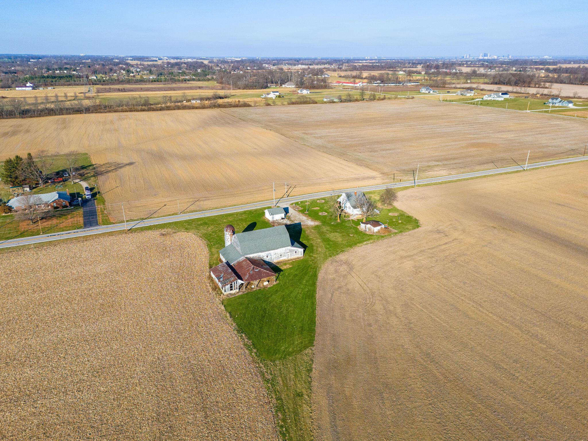 5825 Beatty Road Grove City, OH 43123 - Photo 6 of 16 Beatty 068