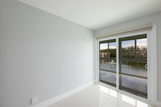 $200,000 | 1902 Bermuda Circle, Unit J4, Coconut Creek, FL 33066