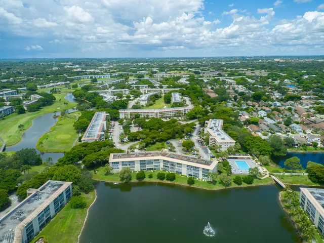 $200,000 | 1902 Bermuda Circle, Unit J4, Coconut Creek, FL 33066