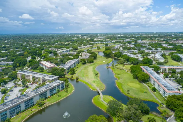 $200,000 | 1902 Bermuda Circle, Unit J4, Coconut Creek, FL 33066