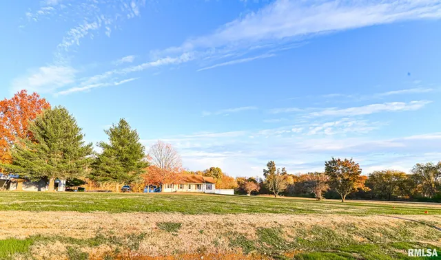 $424,900 | 8810 South Mapleton Road, Mapleton, IL 61547