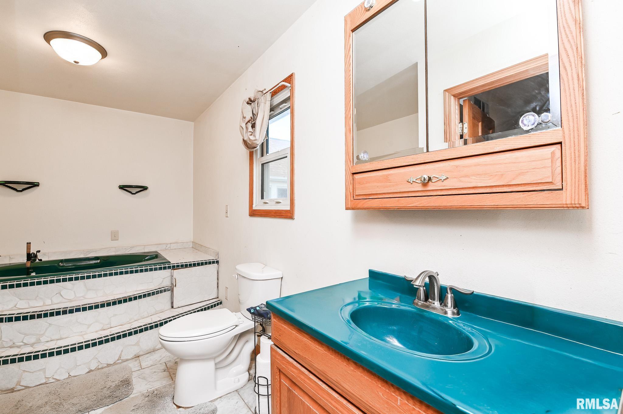 8810 South Mapleton Road Mapleton, IL 61547 - Photo 39 of 74