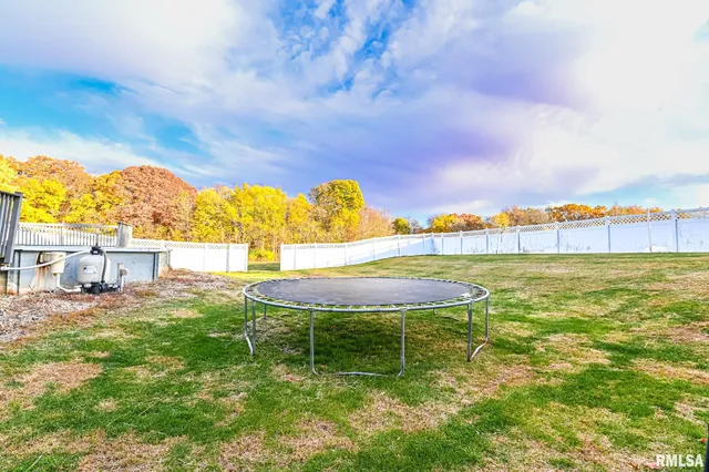 $424,900 | 8810 South Mapleton Road, Mapleton, IL 61547