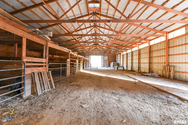 $424,900 | 8810 South Mapleton Road, Mapleton, IL 61547