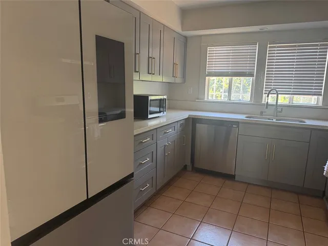 $569,900 | 788 East 40th Place, Los Angeles, CA 90011