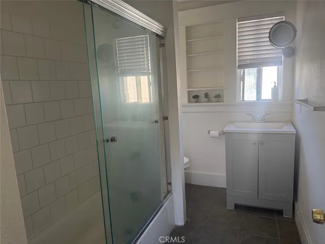$569,900 | 788 East 40th Place, Los Angeles, CA 90011