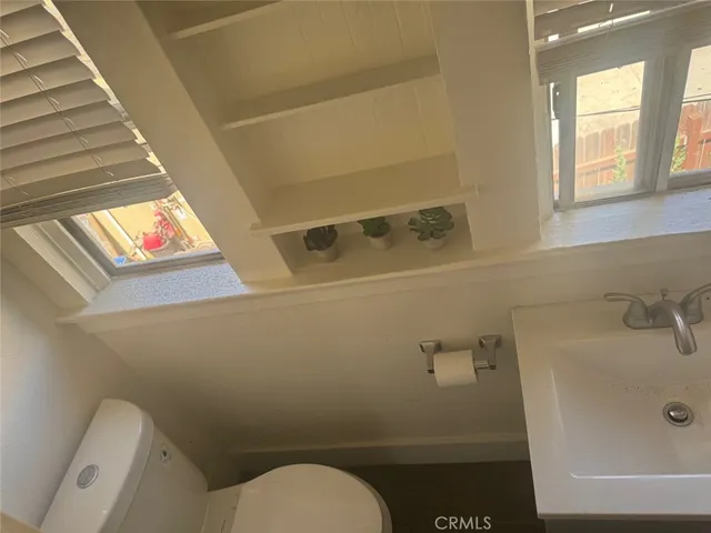 $569,900 | 788 East 40th Place, Los Angeles, CA 90011