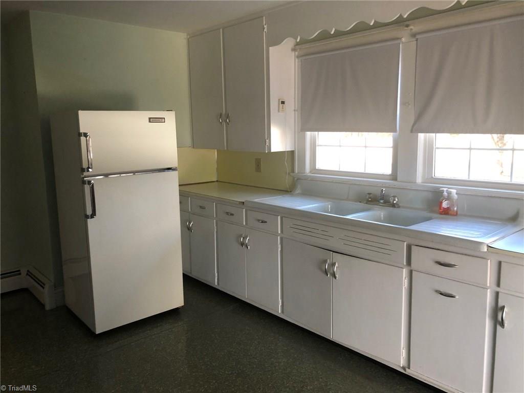 576 Rash Road Olin, NC 28660 - Photo 8 of 23 Gallery Image 8