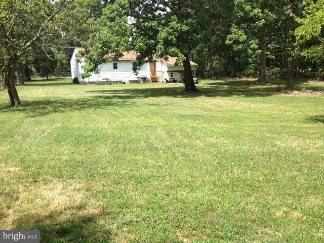 5749 Colchester Road Fairfax, VA 22030 - Photo 12 of 19 Exterior (Rear)