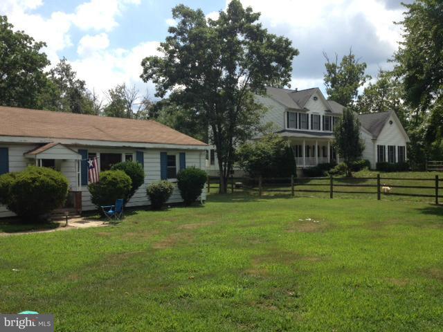 5749 Colchester Road Fairfax, VA 22030 - Photo 19 of 19 Exterior (Front)