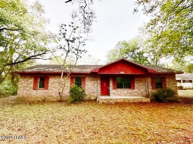 $102,950 | 3980 Walterboro Highway, Varnville, SC 29944