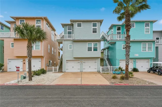 $900,000 | 2525 Eleventh Street, Unit 49, Port Aransas, TX 78373