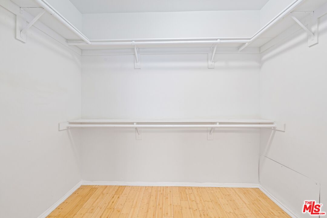 102 North Sweetzer Avenue, Unit 106 Los Angeles, CA 90048 - Photo 14 of 29