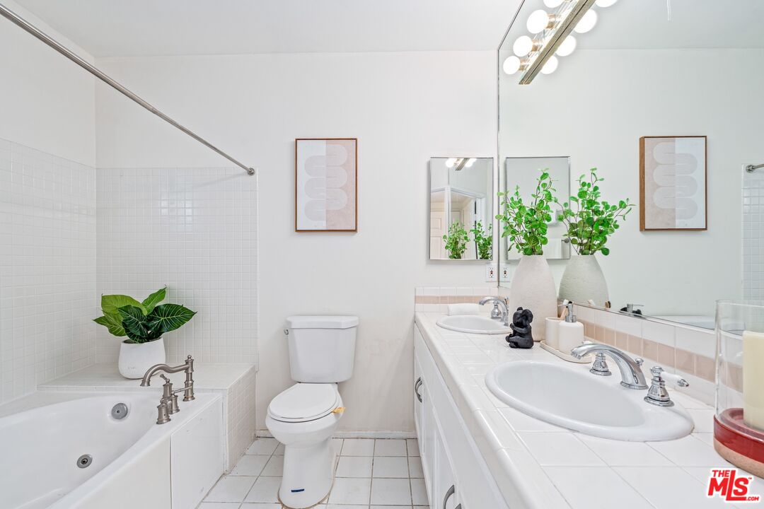 102 North Sweetzer Avenue, Unit 106 Los Angeles, CA 90048 - Photo 15 of 29