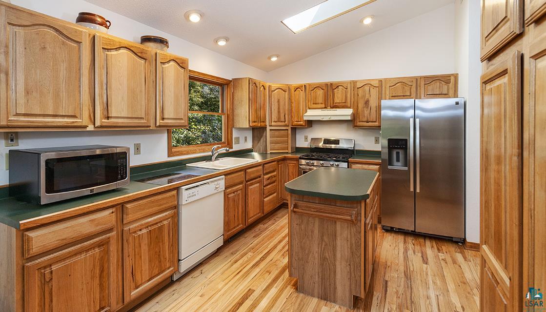 6657 Brookmere Road Duluth, MN 55803 - Photo 4 of 29