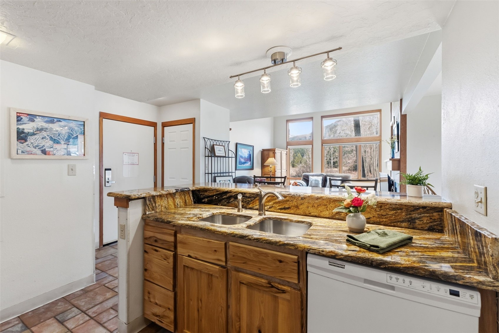 30 Tennis Club Road, Unit 1608 Keystone, CO 80435 - Photo 10 of 29 a room with sink and mirror