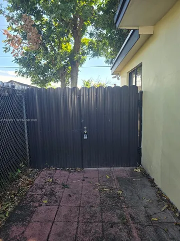 $1,100 | 1220 Northwest 180th Terrace, Unit 1220, Miami Gardens, FL 33169