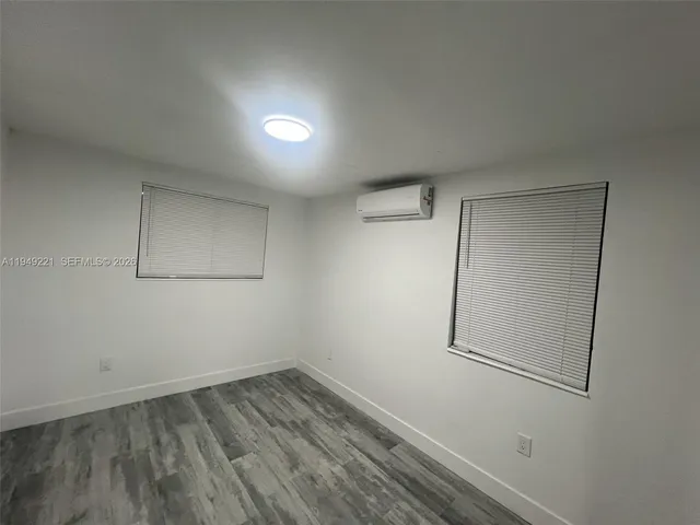 $1,100 | 1220 Northwest 180th Terrace, Unit 1220, Miami Gardens, FL 33169