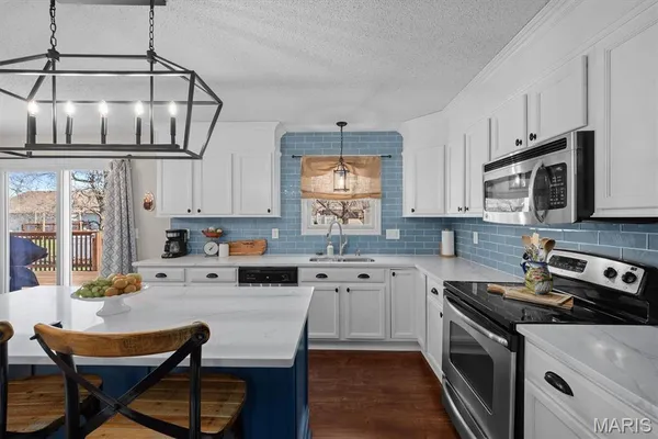 $425,000 | 105 Montrose Court, Shiloh, IL 62221