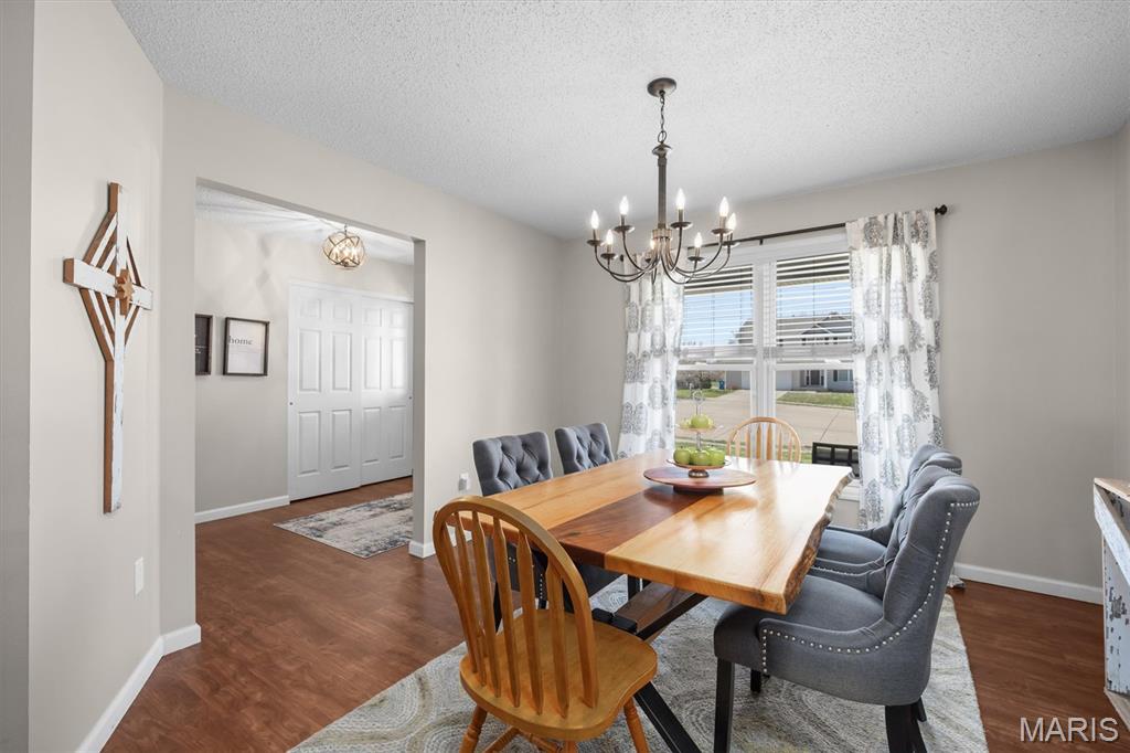 105 Montrose Court Shiloh, IL 62221 - Photo 5 of 41