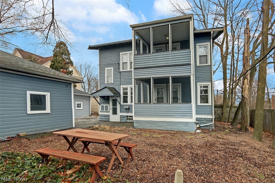 1741 Middlehurst Road Cleveland, OH 44118 - Photo 21 of 22 Gallery Image 21