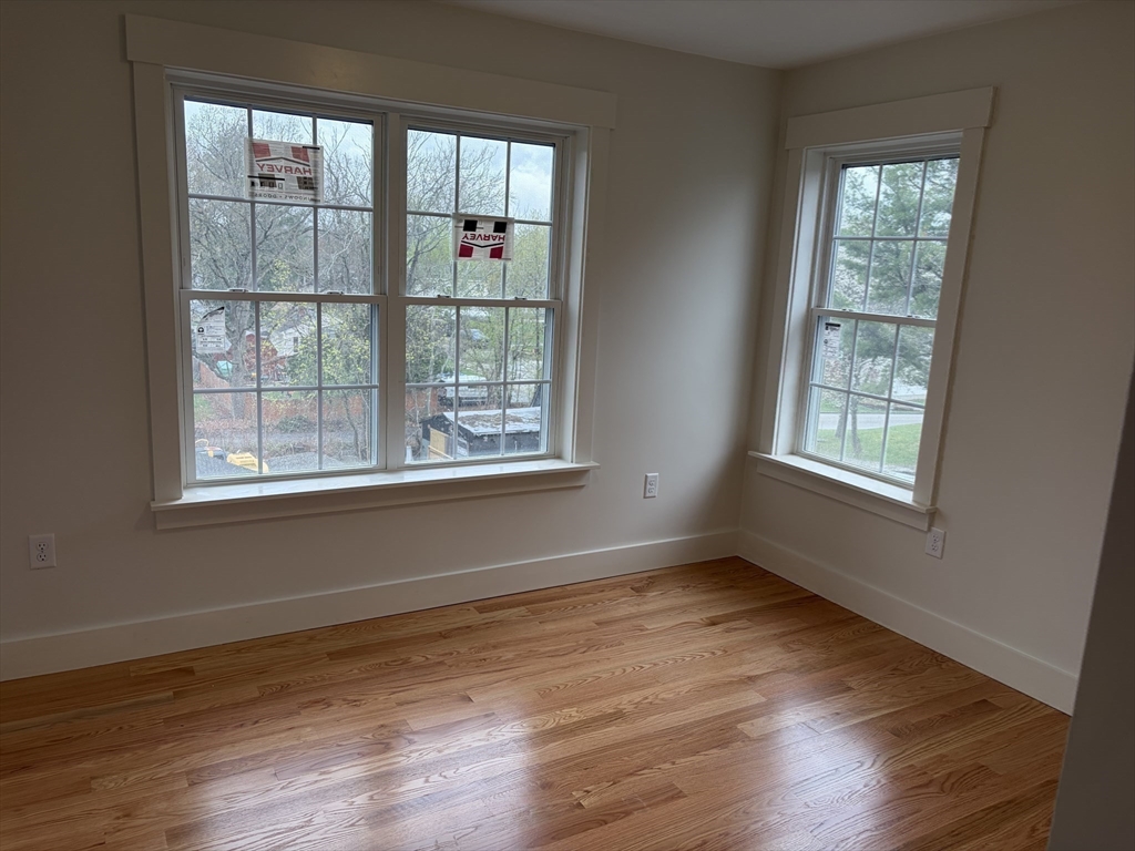 74 Valmor Street Worcester, MA 01604 - Photo 12 of 16 Gallery Image 12
