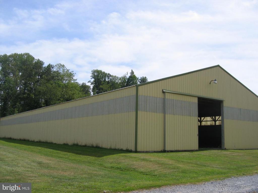 421 Mountain Road Manheim, PA 17545 - Photo 4 of 12