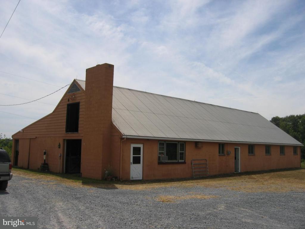 421 Mountain Road Manheim, PA 17545 - Photo 8 of 12