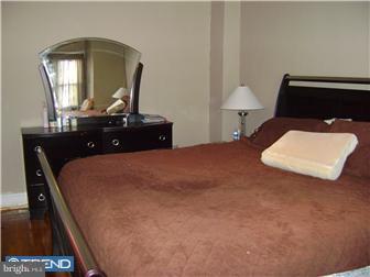 5946 Nassau Road Philadelphia, PA 19151 - Photo 9 of 12 Gallery Image 9
