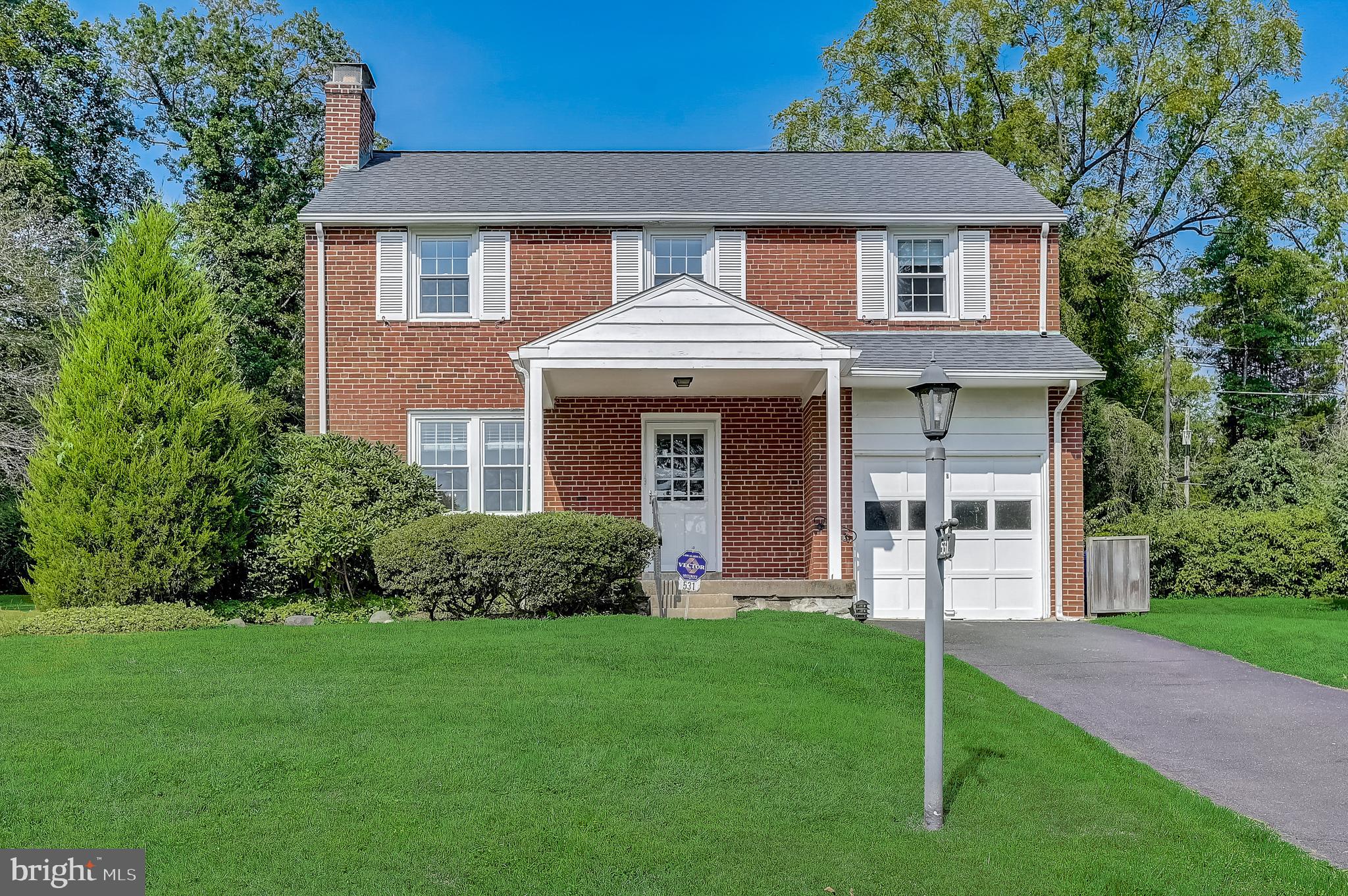 531 Lindley Road Glenside, PA 19038 - Photo 6 of 58 Gallery Image 6