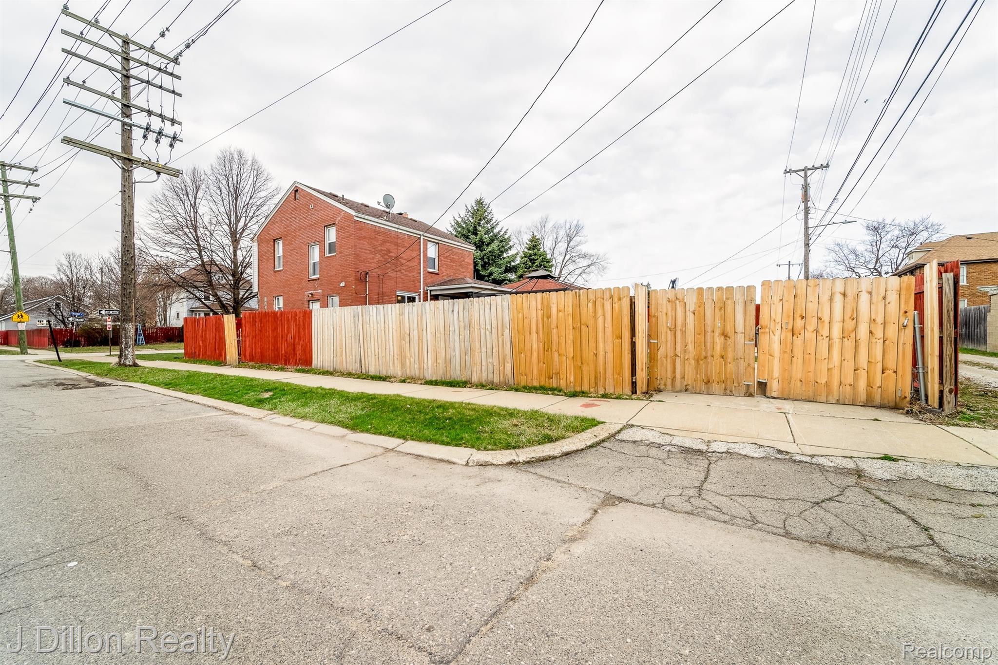 99 Chestnut Street River Rouge, MI 48218 - Photo 42 of 50 View of home's exterior