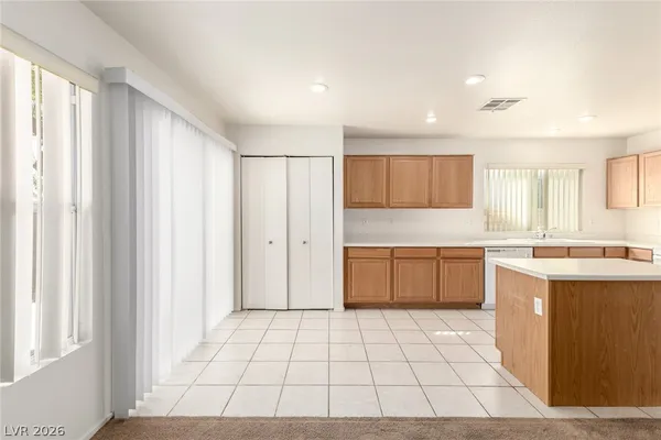 $1,850 | 1000 Pleasant Run Court, Henderson, NV 89011