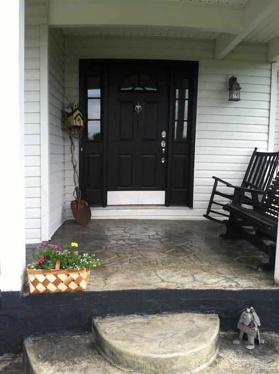 6434 Short Cut Road Marine City, MI 48039 - Photo 3 of 18 IMG_1507.jpg