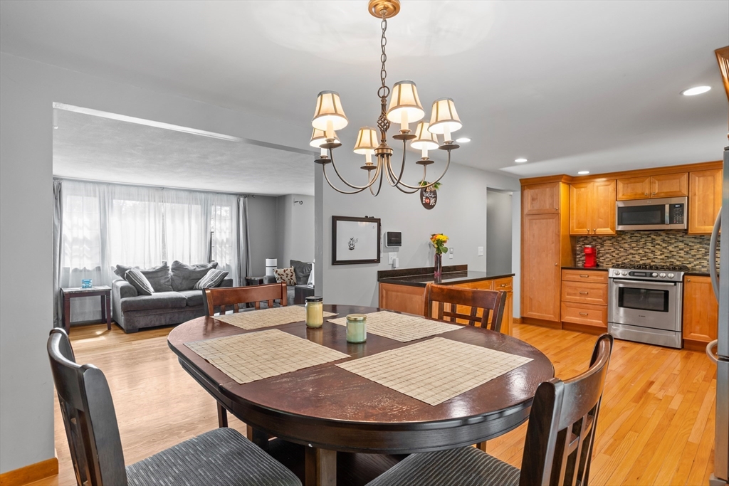 307 Tahattawan Road Littleton, MA 01460 - Photo 11 of 42 Gallery Image 11