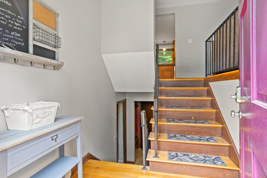 307 Tahattawan Road Littleton, MA 01460 - Photo 4 of 42 Gallery Image 4