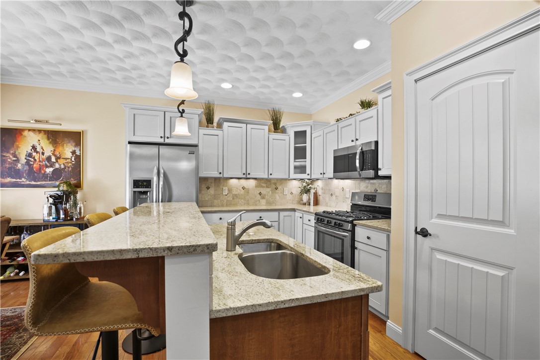 65 Whispering Pine Way Exeter, RI 02822 - Photo 6 of 25