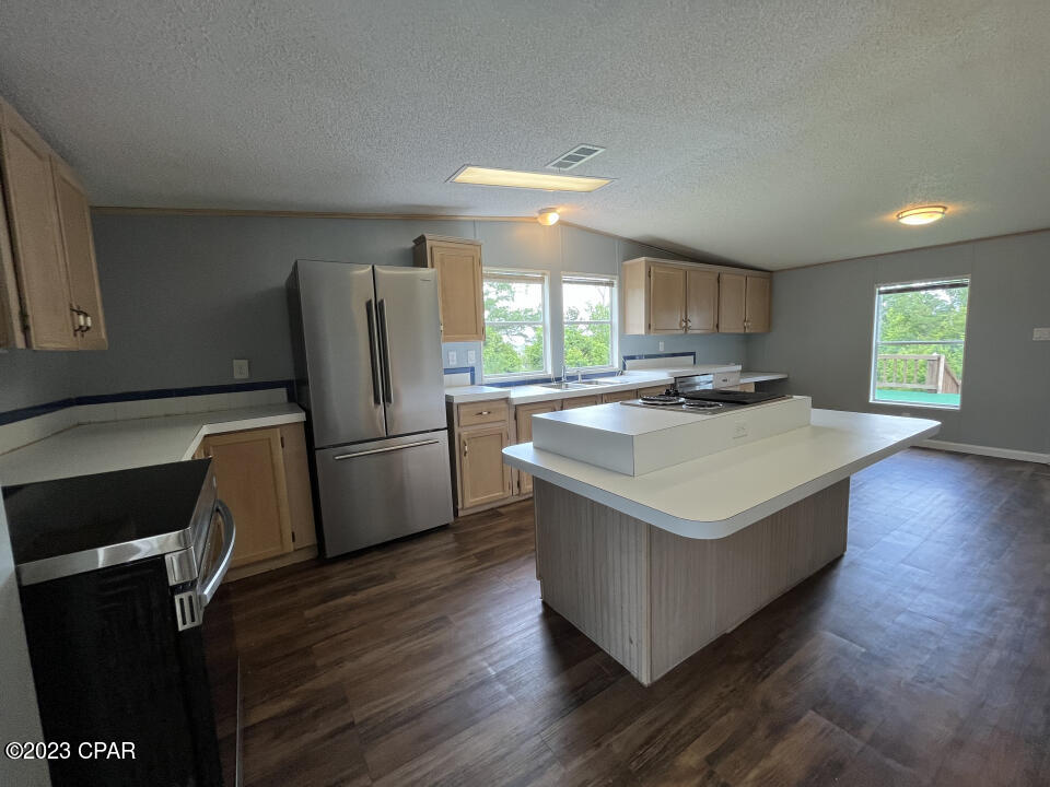 1998 Woodland Road Cottondale, FL 32431 - Photo 15 of 39 Gallery Image 15