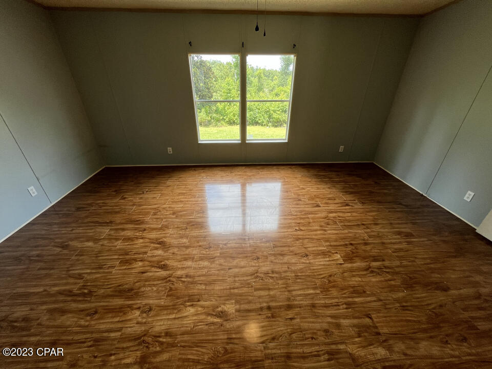 1998 Woodland Road Cottondale, FL 32431 - Photo 17 of 39 Gallery Image 17