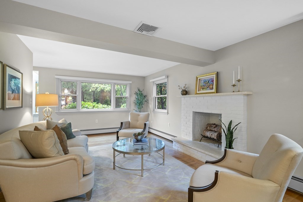 18 Aspen Road Swampscott, MA 01907 - Photo 11 of 42 Gallery Image 11