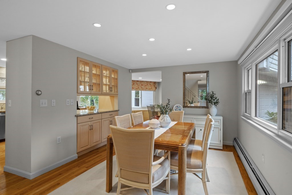18 Aspen Road Swampscott, MA 01907 - Photo 4 of 42 Gallery Image 4